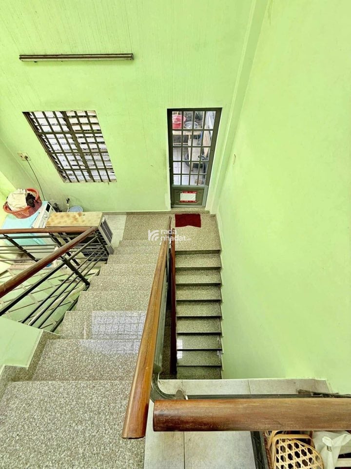 BÁN NHÀ ĐƯỜNG VĂN CAO 5X14M 2 LẦU GIÁ CHỈ 5 TỶ