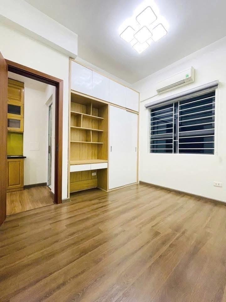 3.9 tỷ căn hộ 75m2 chung cư CT12 Kim Văn Kim Lũ sổ đỏ chính chủ