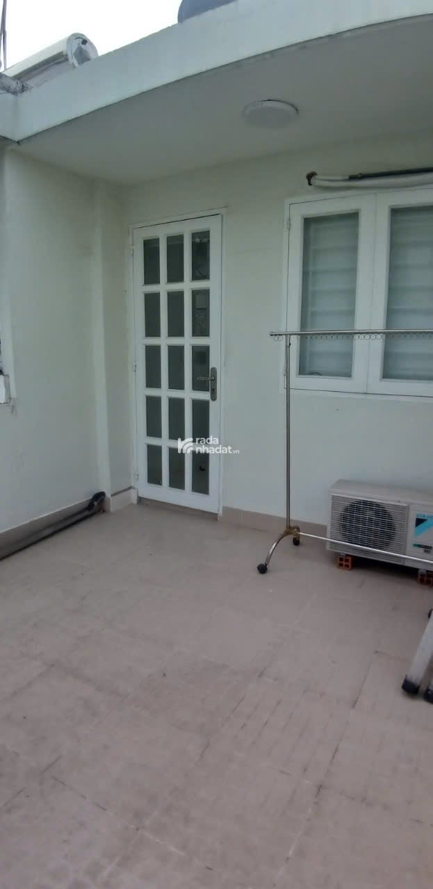 NHÀ ĐẸP 4 TẦNG - NGAY ĐH BÁCH KHOA - HẺM XE HƠI - GIÁ TỐT CHO NHÀ ĐẦU TƯ