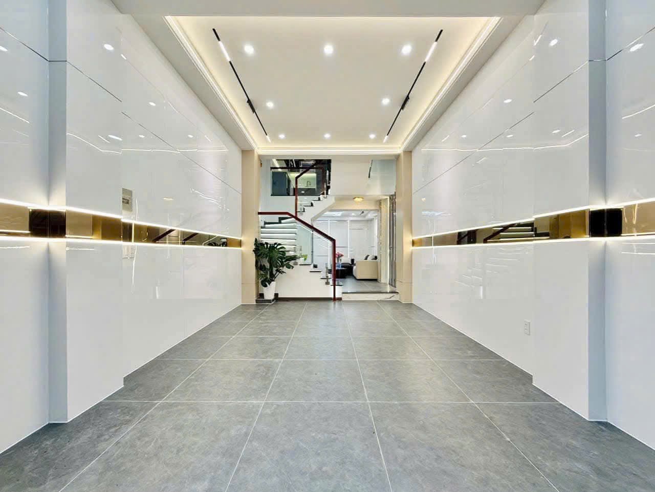 Cần bán gấp 4 tỷ 150 nhà 58m2 đường số 21, P8, Gò Vấp. Xây 4 tầng, hẻm 4m