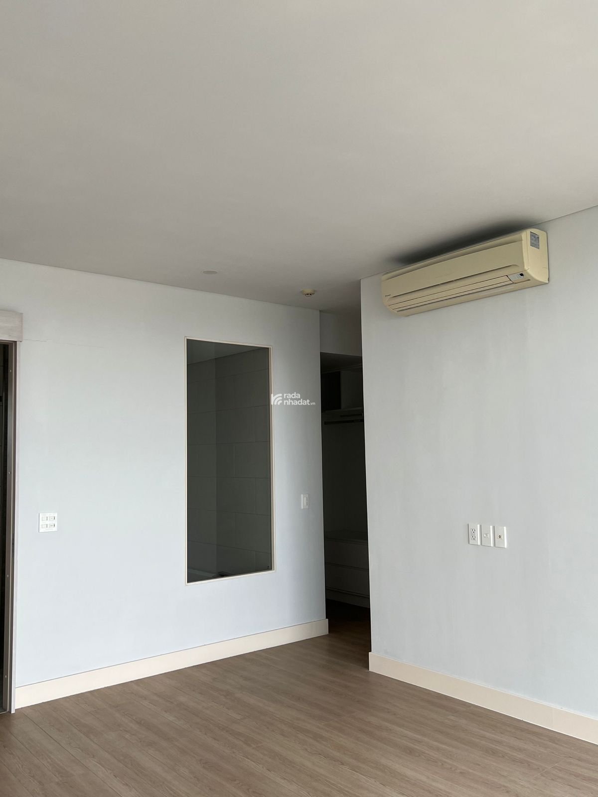 Sẵn sổ hồng bán CH 3PN - 155m2 Waterina Suites Q2, nhà trống view sông SG chỉ 14 tỷ