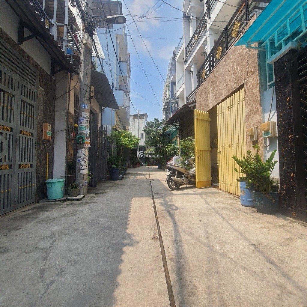 BÁN NHÀ ĐẤT MỚI BÌNH TÂN 72M2 6.5 TỶ 4 TẦNG HẼM XE HƠI VỪA Ở VỪA CHO THUÊ