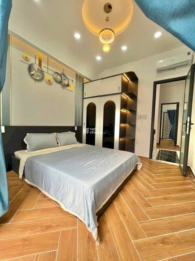 Cần bán căn nhà 2 tầng ngay Đường Số 18, Thủ Đức. Giá: 5 Tỷ 590 / 48m2. SHR, hẻm ô tô 5m
