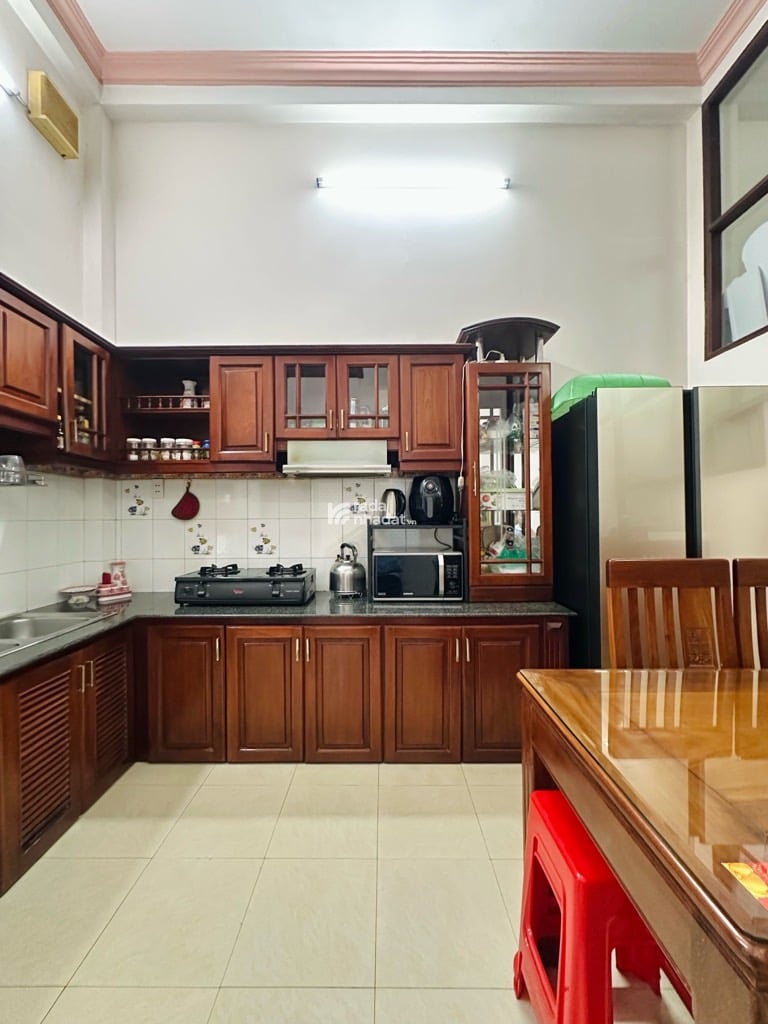 HẺM XE HƠI XÔ VIẾT NGHỆ TĨNH, BÌNH THẠNH, 80M2 Ở NGAY. GIẢM 350TR CHỈ CÒN 17.5T TL 