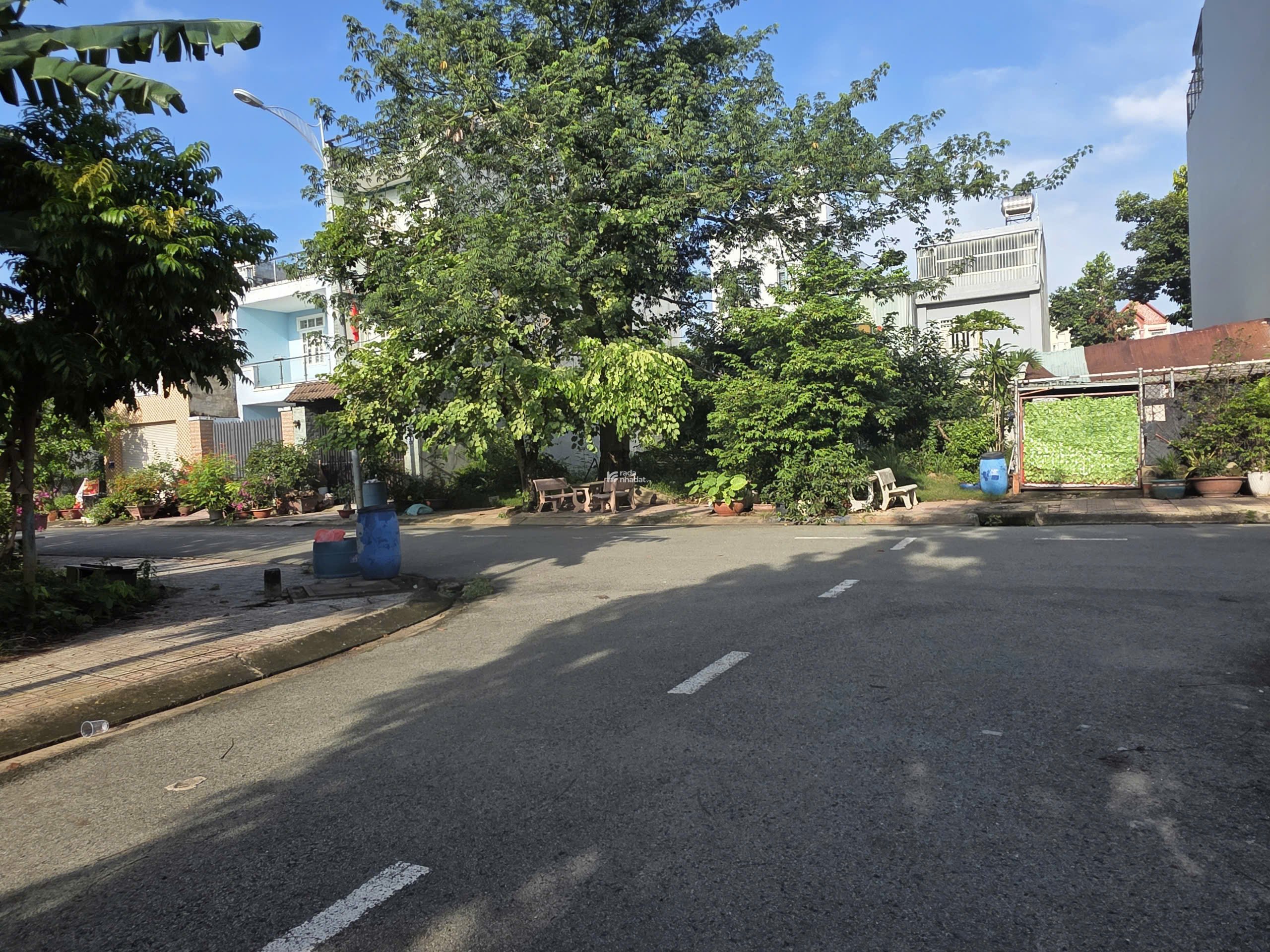 ĐẤT NỀN KHU PHÂN LÔ ĐƯỜNG 12M DT 100M CHỈ 6.X TỶ  HÀNG XÓM VINHOME Q9, CẠNH VÀNH ĐAI 3