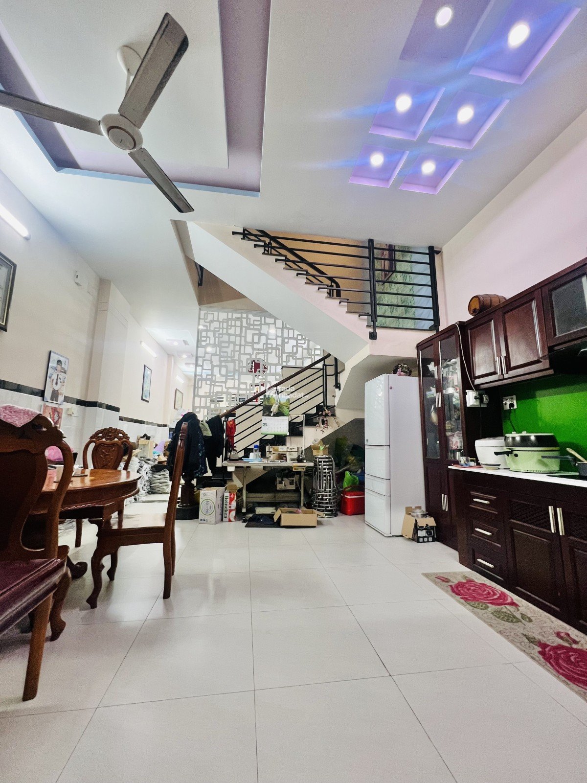 Nhà đẹp bán gấp 3 lầu, đường Tây Sơn, P.Tân Quý, Tân Phú, chỉ 8,5 tỷ TL