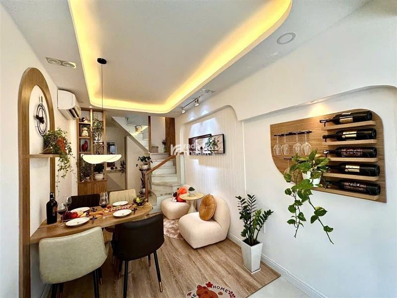 HXH KINH DOANH LÊ TỰ TÀI, PHÚ NHUẬN, 2 TẦNG MỚI Ở NGAY. GIẢM 350TR CHỈ CÒN 4T TL 
