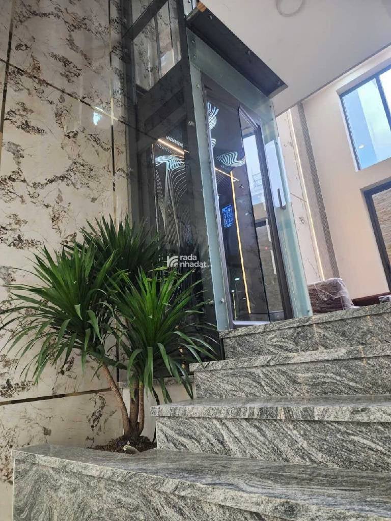 CHỈ NHỈNH 9 TỶ - NHÀ MỚI ĐẸP 5 TẦNG THANG - BÌNH PHÚ - BÌNH TÂN - 4,1X13,5M (NỞ HẬU 4,6M) - HẺM 8M 