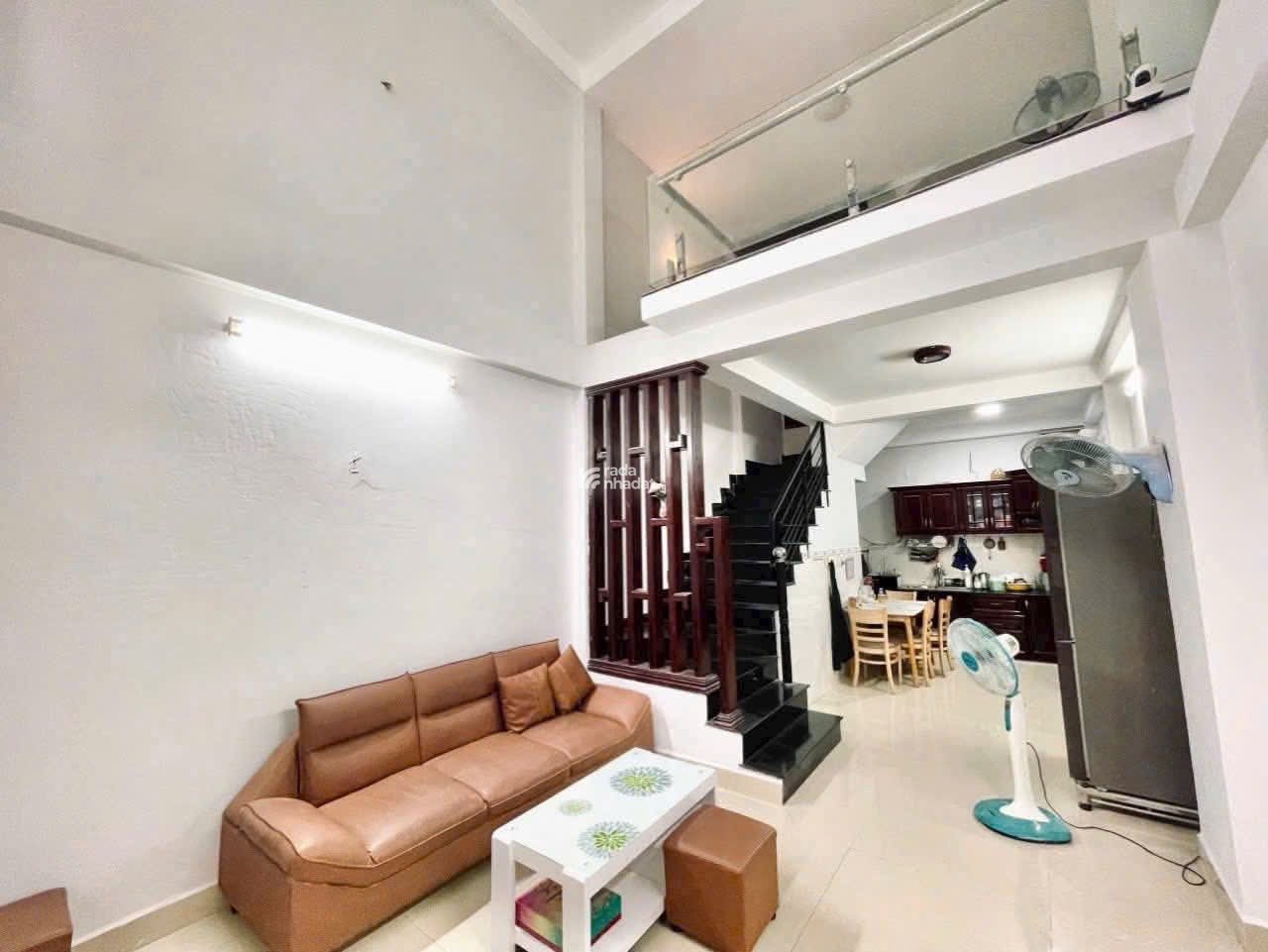 Bán nhà ngộp 3tỷ190, DT 38m2 TRẦN BÁ GIAO P5 GÒ VẤP, TPHCM, Sổ hồng riêng