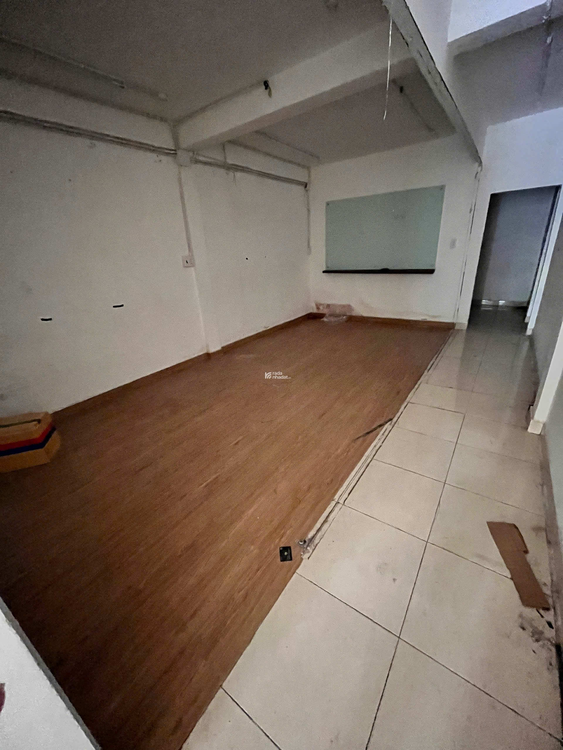 CHO THUÊ NHÀ MẶT TIỀN 2 TẦNG (1 Trệt  1 Lầu) ĐƯỜNG BÀ HOM Q.6 (4x20m)