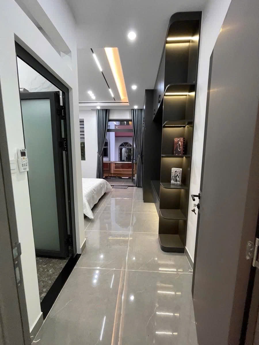 Chủ đi định cư BÁN GẤP NHÀ 4 tỷ 550 53.06m2 Đường Phạm Văn Chiêu  P14 Quận GV HCM