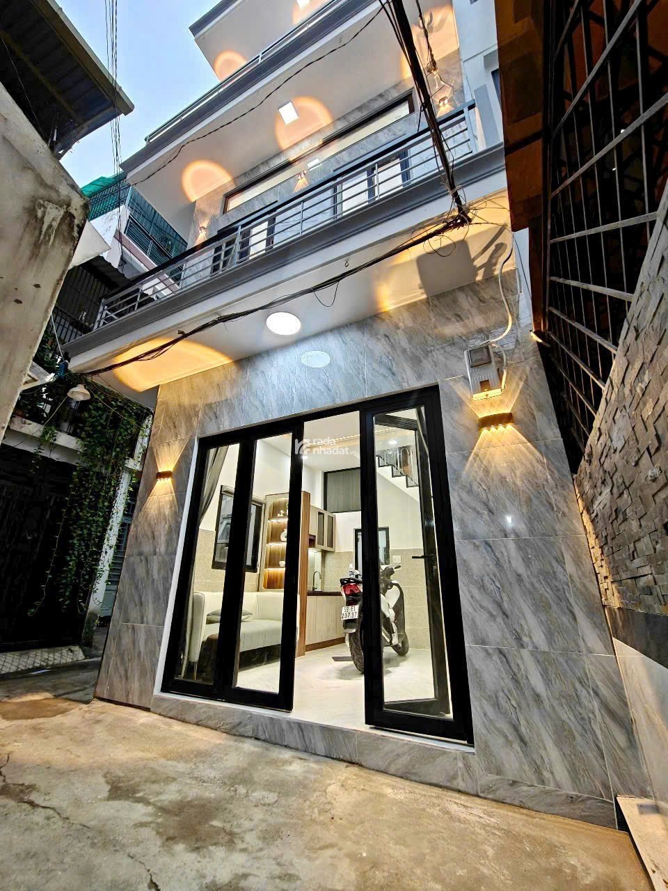 HOT: BÁN NHÀ 2 MẶT HẺM 86 THÍCH QUẢNG ĐỨC, P5, PHÚ NHUẬN