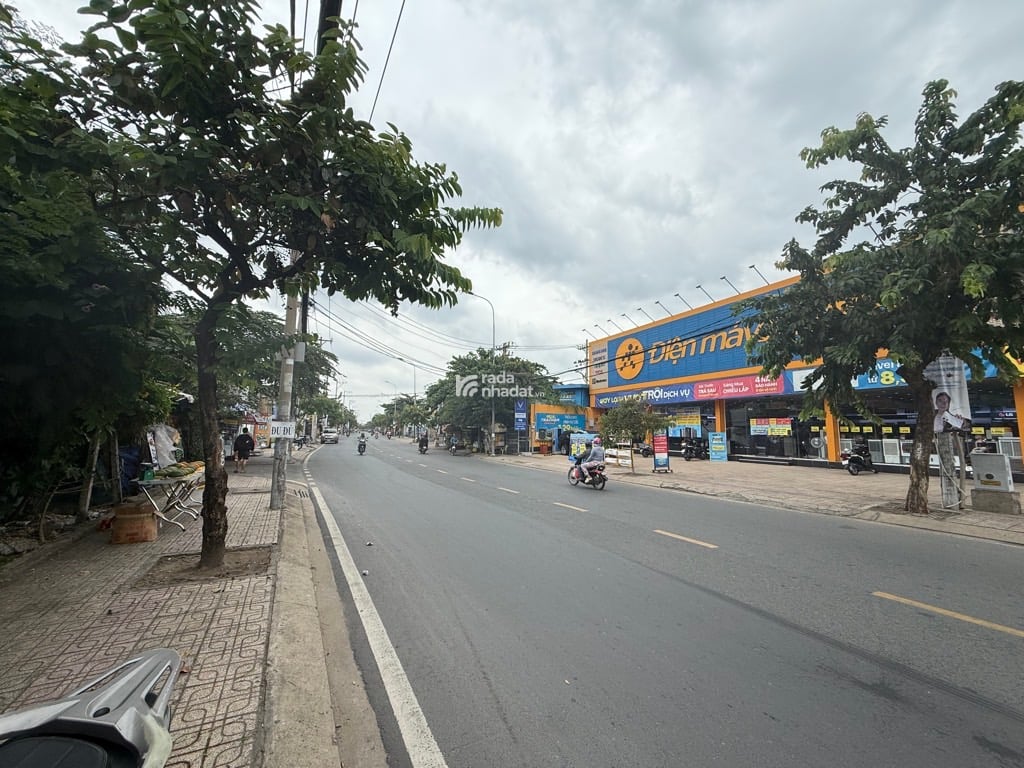 MẶT TIỀN KINH DOANH ĐỈNH - HIẾM ĐẤT LỚN TRÊN TRỤC ĐƯỜNG BÁN