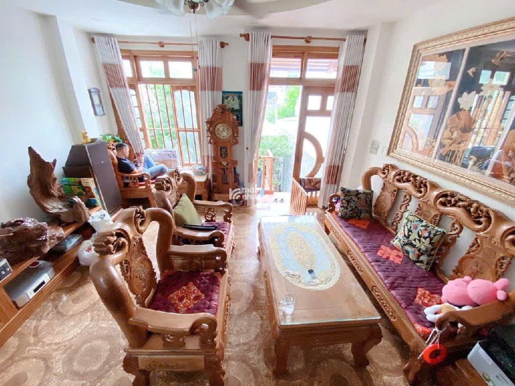 Chỉ 9.5 tỷ có nhà HXH Nguyễn Thái Sơn ngang 4.6m 5 tầng có hầm 64m2 gần BV 175 tặng NT gỗ