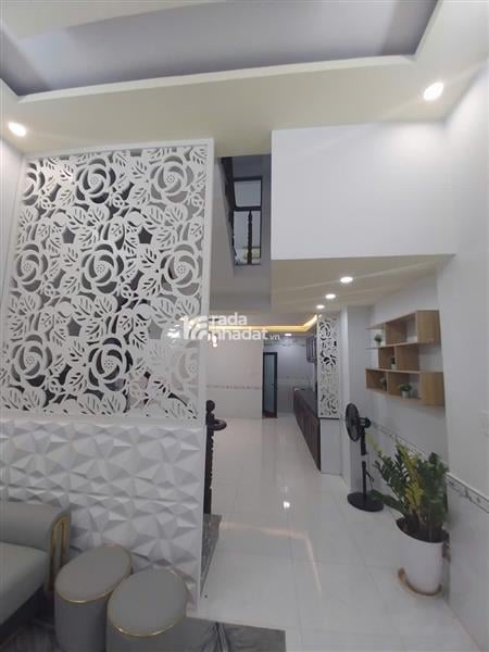 Bán nhà 3 tầng - 4m*15m - hẻm xe hơi trước nhà - Lê Văn Thọ Gò Vấp - nhỉnh 5 tỷ