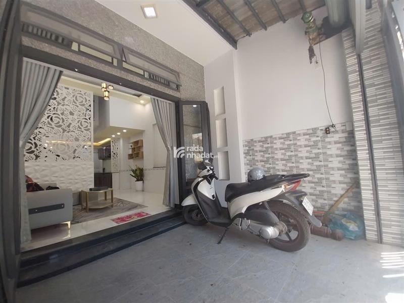 Bán nhà 3 tầng - 4m*15m - hẻm xe hơi trước nhà - Lê Văn Thọ Gò Vấp - nhỉnh 5 tỷ