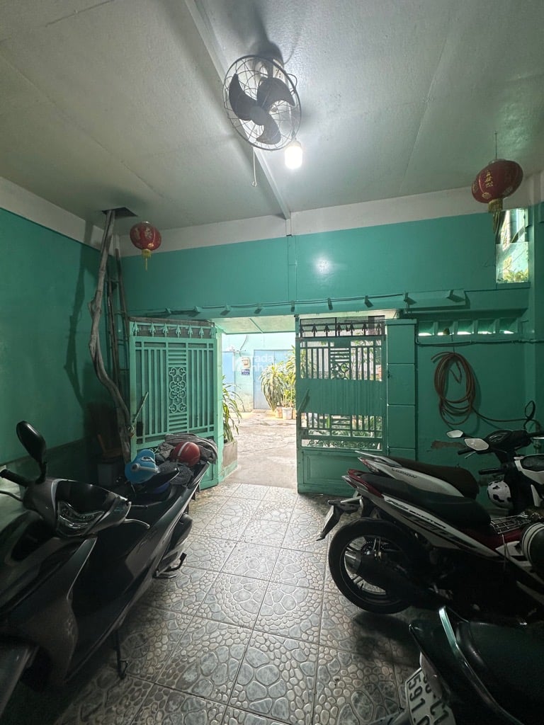 BÁN NHÀ LÊ ĐÌNH CẨN 135M2 7.5 TỶ THU 17 TRIỆU HXH GẦN MẶT TIỀN BÌNH TÂN