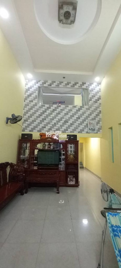 BÁN NHÀ HẺM XE HƠI TRÁNH, SÁT MẶT TIỀN GẦN Đ. ĐẶNG VĂN BI 4,5X18 CHỈ 8,2 TỶ.