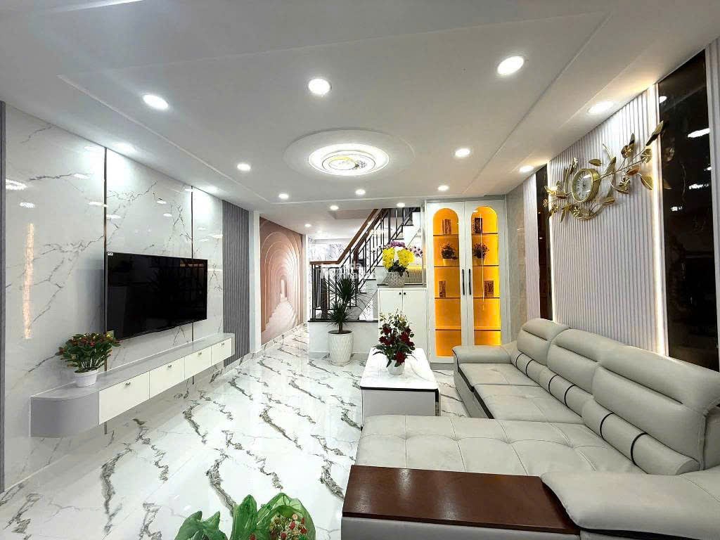 Siêu phẩm 2 tầng Quang Trung , P10, Gò Vấp 4.2x12m Giá nhỉnh 4 tỷ