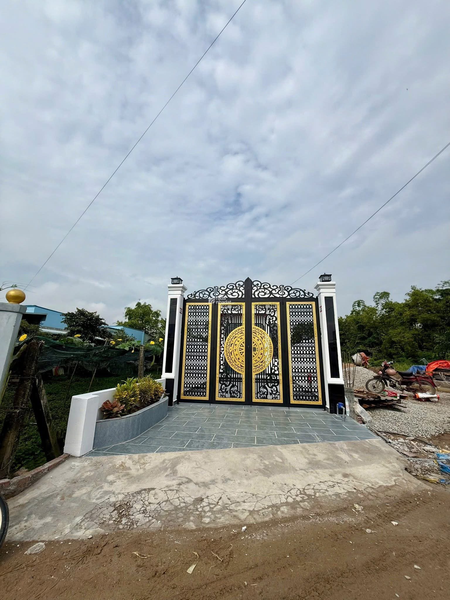 Nhà cấp 4 mái hộp hoàn công đầy đủ 