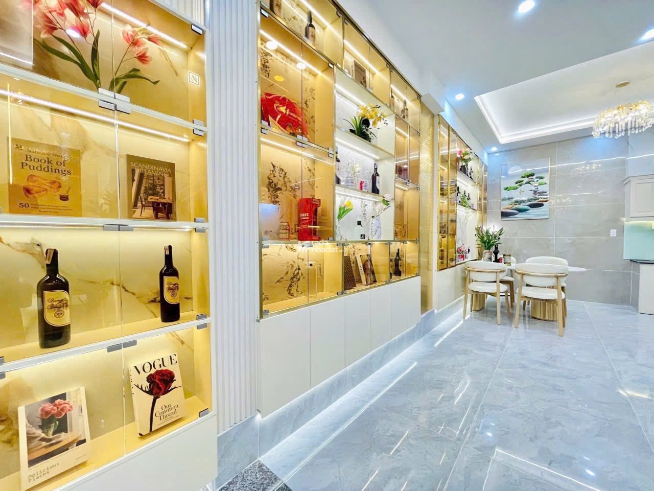 Chủ đi định cư BÁN GẤP NHÀ 5 tỷ 250 62m2 Đường CMT8 P12 Quận 10 HCM