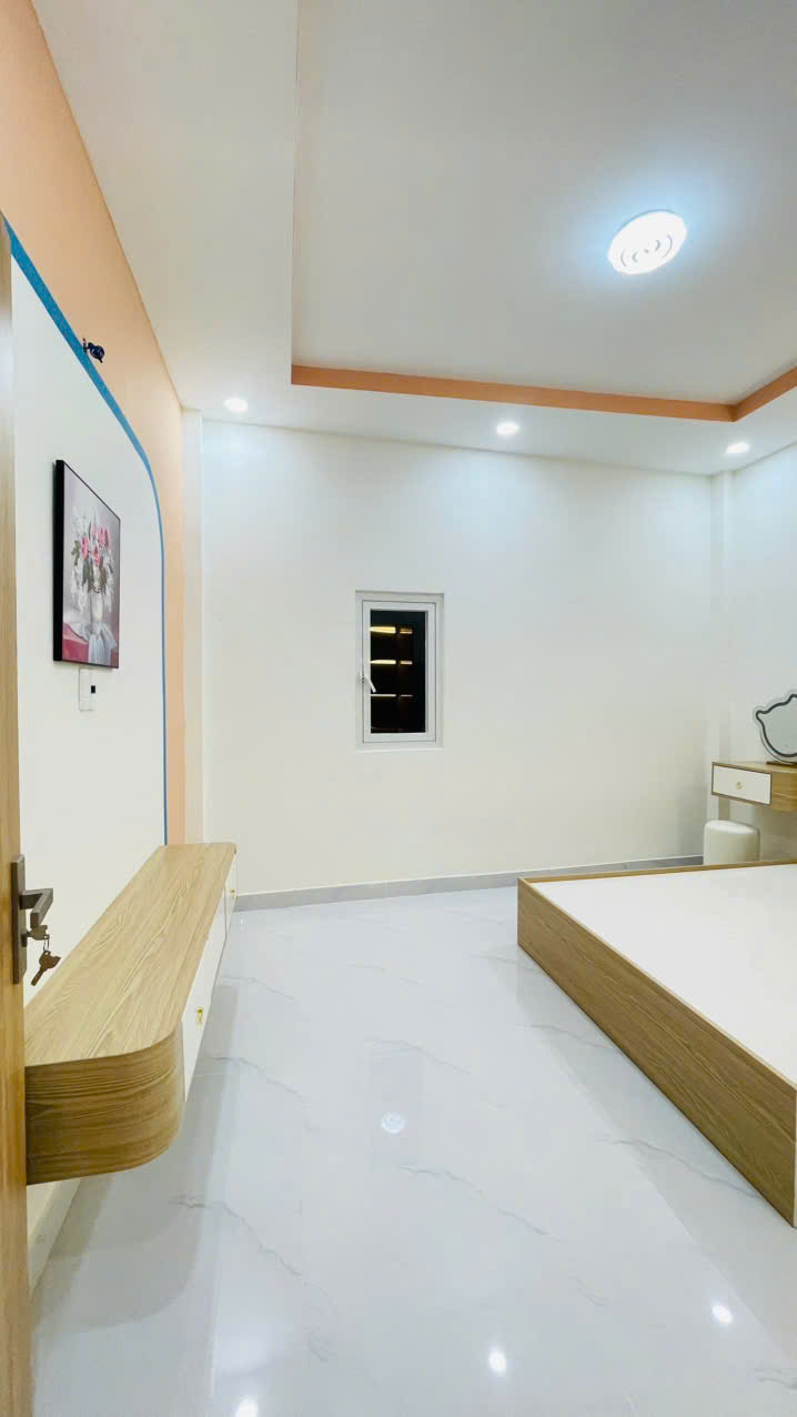 HXH Hòa Bình, 48m2, 4x12m, 3PN, Tặng nội thất, có PN tầng trệt, 6.08 tỷ TL