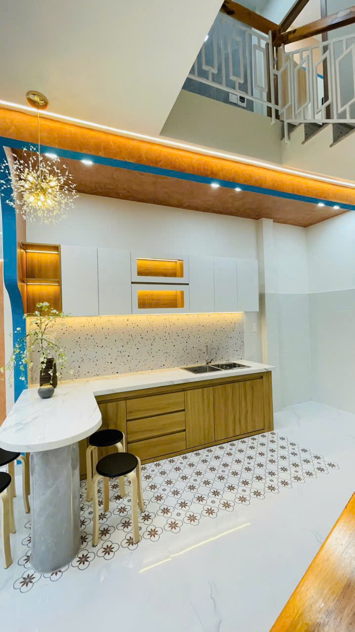 HXH Hòa Bình, 48m2, 4x12m, 3PN, Tặng nội thất, có PN tầng trệt, 6.08 tỷ TL