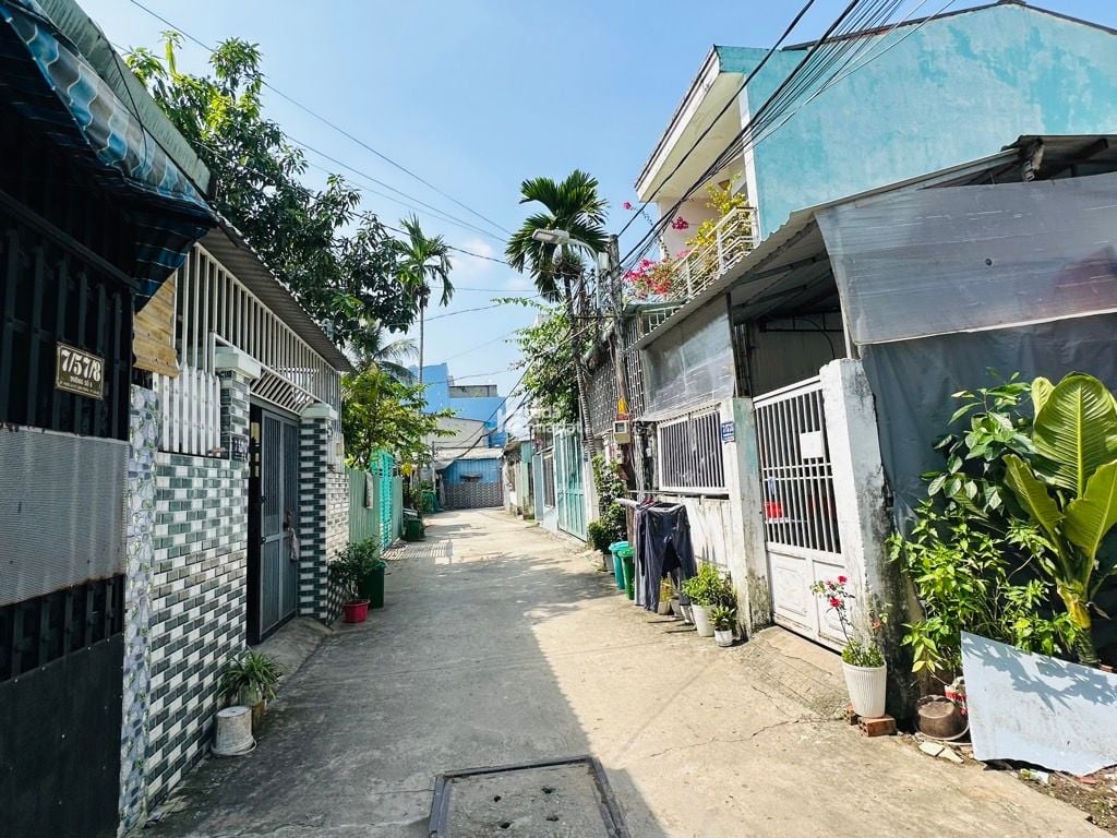 BÁN NHÀ CẤP 4, HXH, DT 73M2, CHỈ 3,89 TỶ, PHƯỜNG LONG TRƯỜNG, QUẬN 9