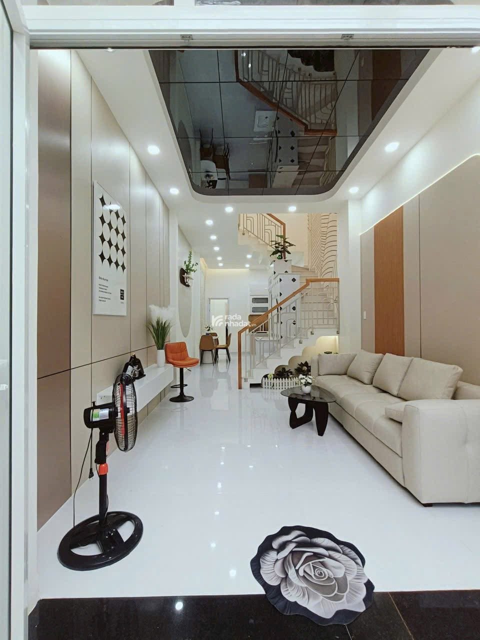 Bán nhà chính chủ gấp! 3ty8, DT 30m2 Nguyễn Kiệm, Phú Nhuận