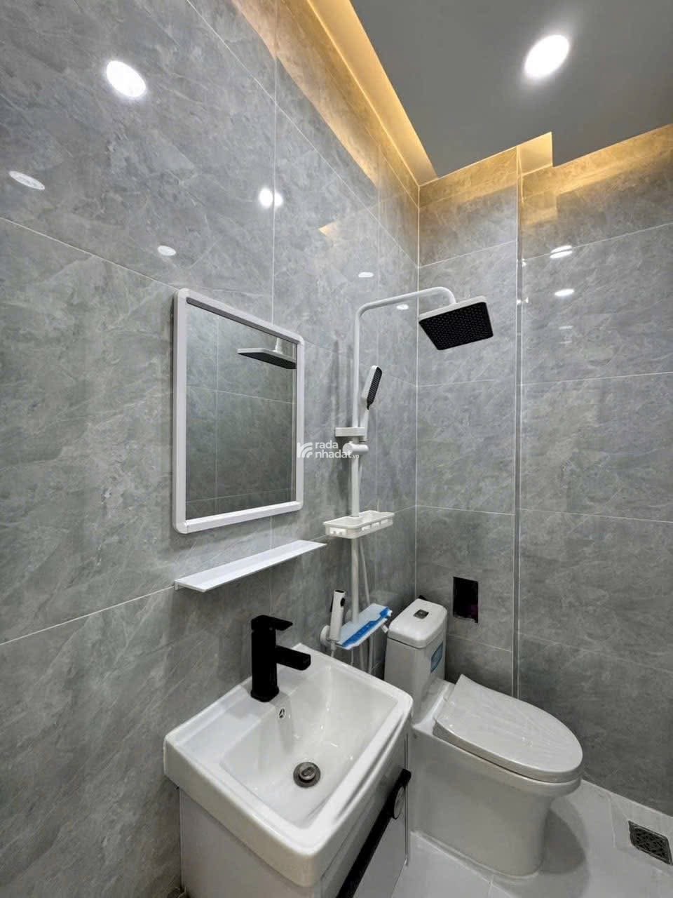 Bán nhà chính chủ gấp! 3ty8, DT 30m2 Nguyễn Kiệm, Phú Nhuận