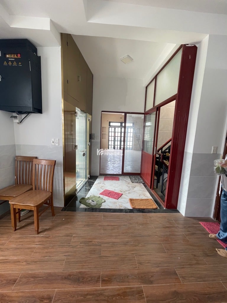 BÁN NHÀ HẺM XE TẢI CHỢ PHÚ LÂM QUẬN 6 100M2 11.6 TỶ 5 TẦNG THANG MÁY HỒ BƠI
