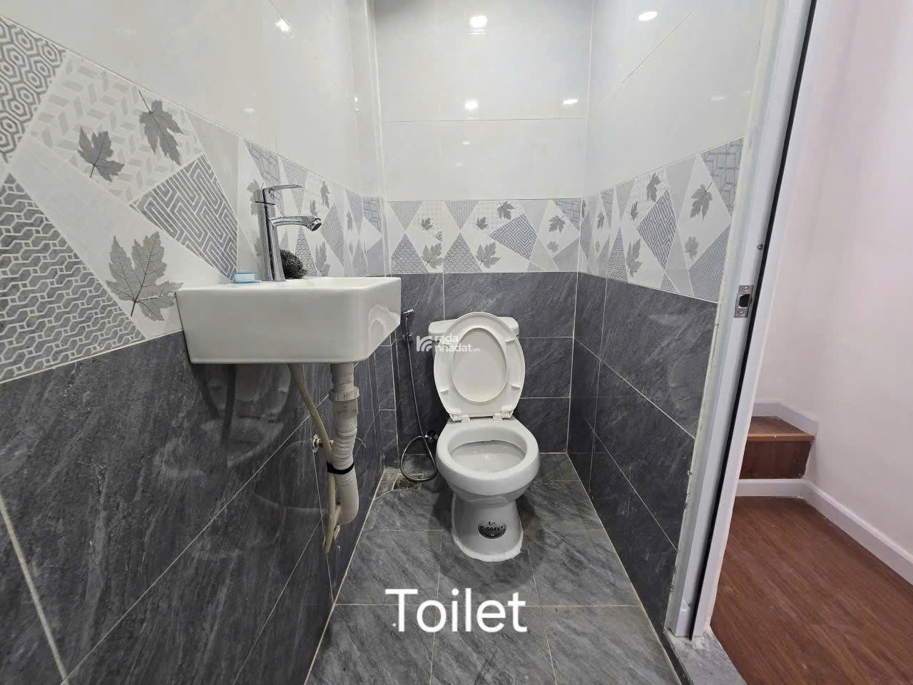 BÁN NHANH CĂN HỘ TẬP THỂ ĐƯỜNG NGUYỄN CHÍ THANH, Q10, GIÁ CHỈ 1.9 TỶ