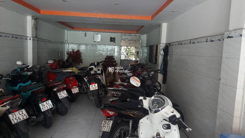 NGAY ĐẦM SEN, HẺM XE HƠI HÒA BÌNH, TÂN PHÚ, 62M2 HIẾM CÓ. GIẢM 450TR CHỈ CÒN 17.5T TL TỐT