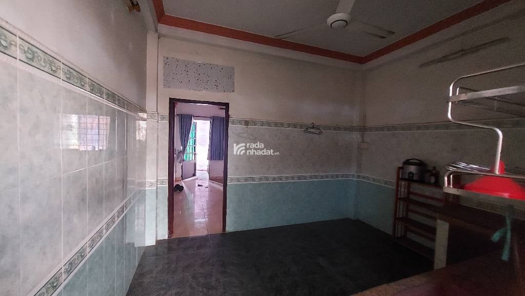 NGAY ĐẦM SEN, HẺM XE HƠI HÒA BÌNH, TÂN PHÚ, 62M2 HIẾM CÓ. GIẢM 450TR CHỈ CÒN 17.5T TL TỐT