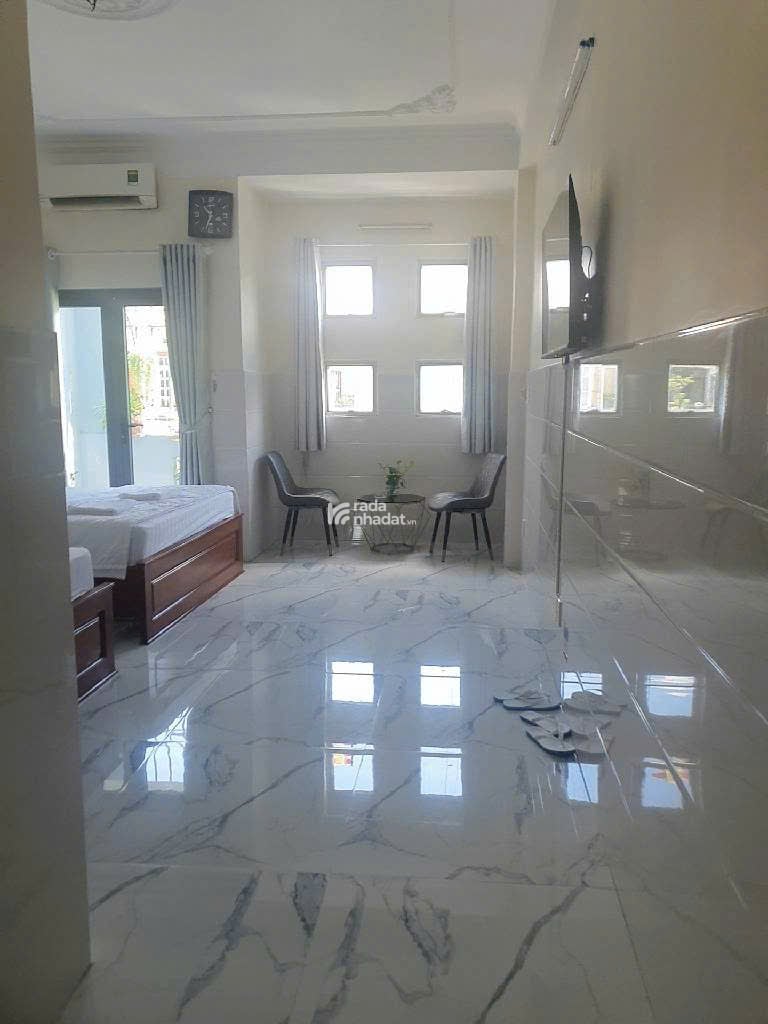 KHÁCH SẠN MT ĐƯỜNG SỐ 49,KHU TÊN LỬA (4,5 x 18 x 4 TẦNG) 11,2 TỶ TL