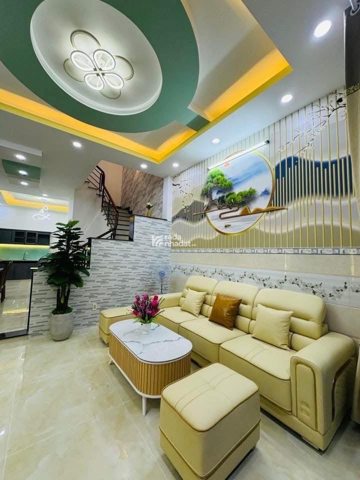 NHÀ ĐẸP 3 LẦU – NGANG 4.5M DÀI 14.5 – FULL NỘI THẤT CAO CẤP – CHỈ 5.95 TỶ