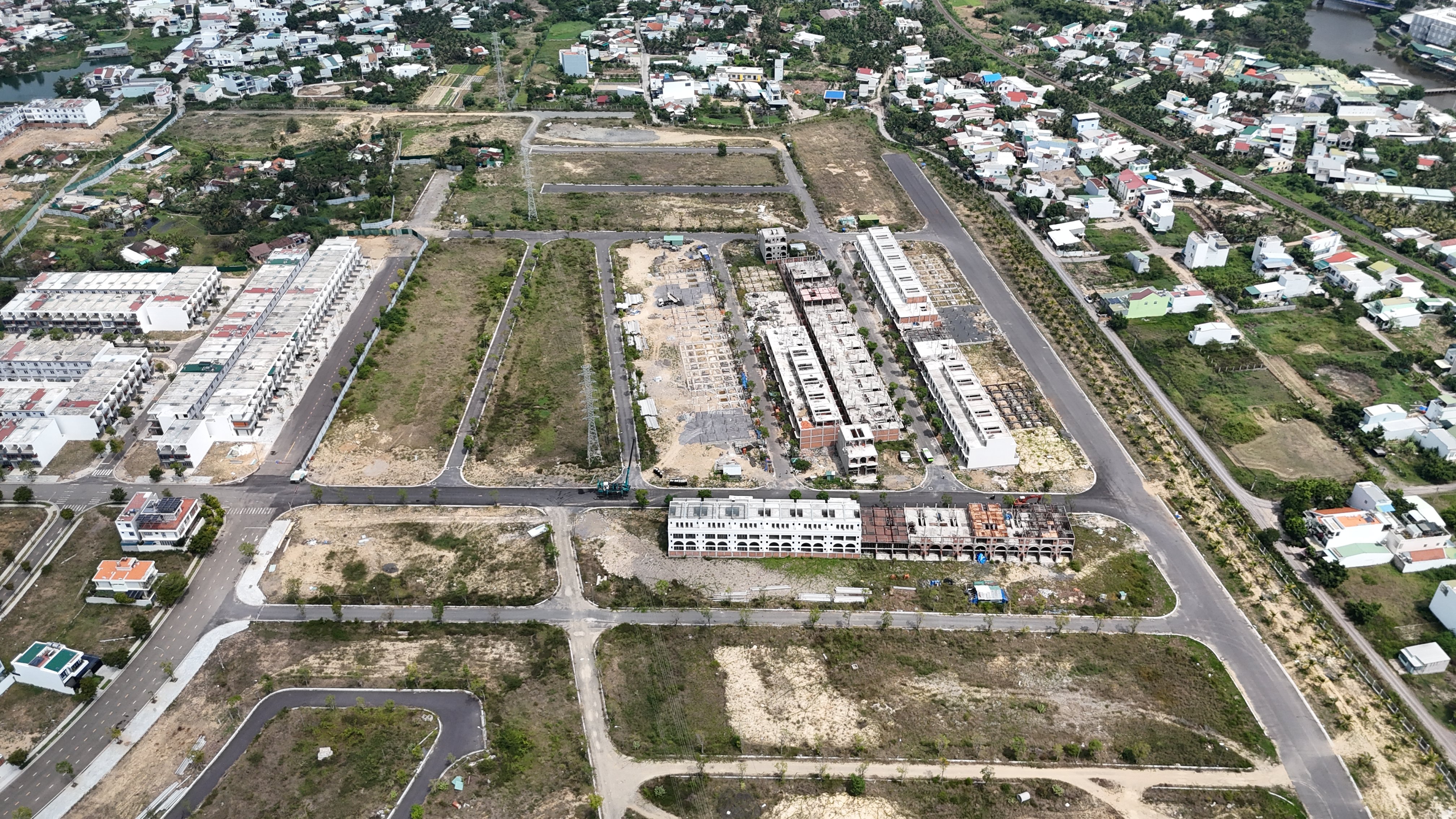 NHÀ PHỐ CHÂU ÂU TRUNG TÂM NHA TRANG  GIÁ CHỈ TỪ 70 TRIỆU/M2