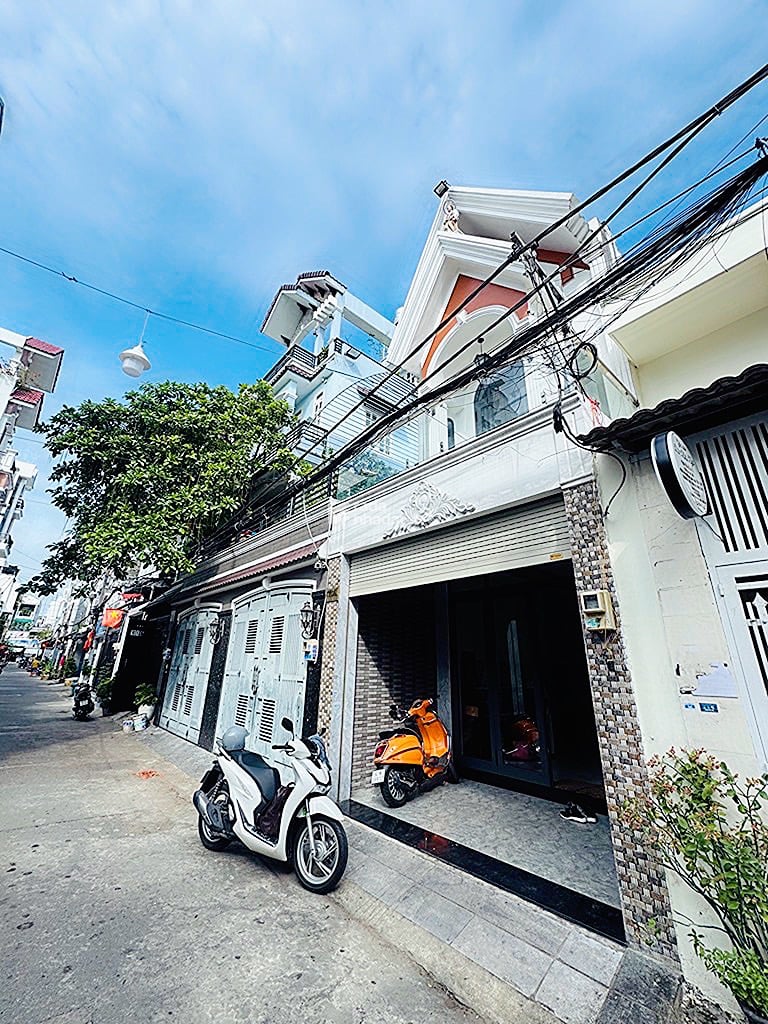 Bán nhà đướng phạm đăng giảng  gần lê trọng tấn  AEON tân phú