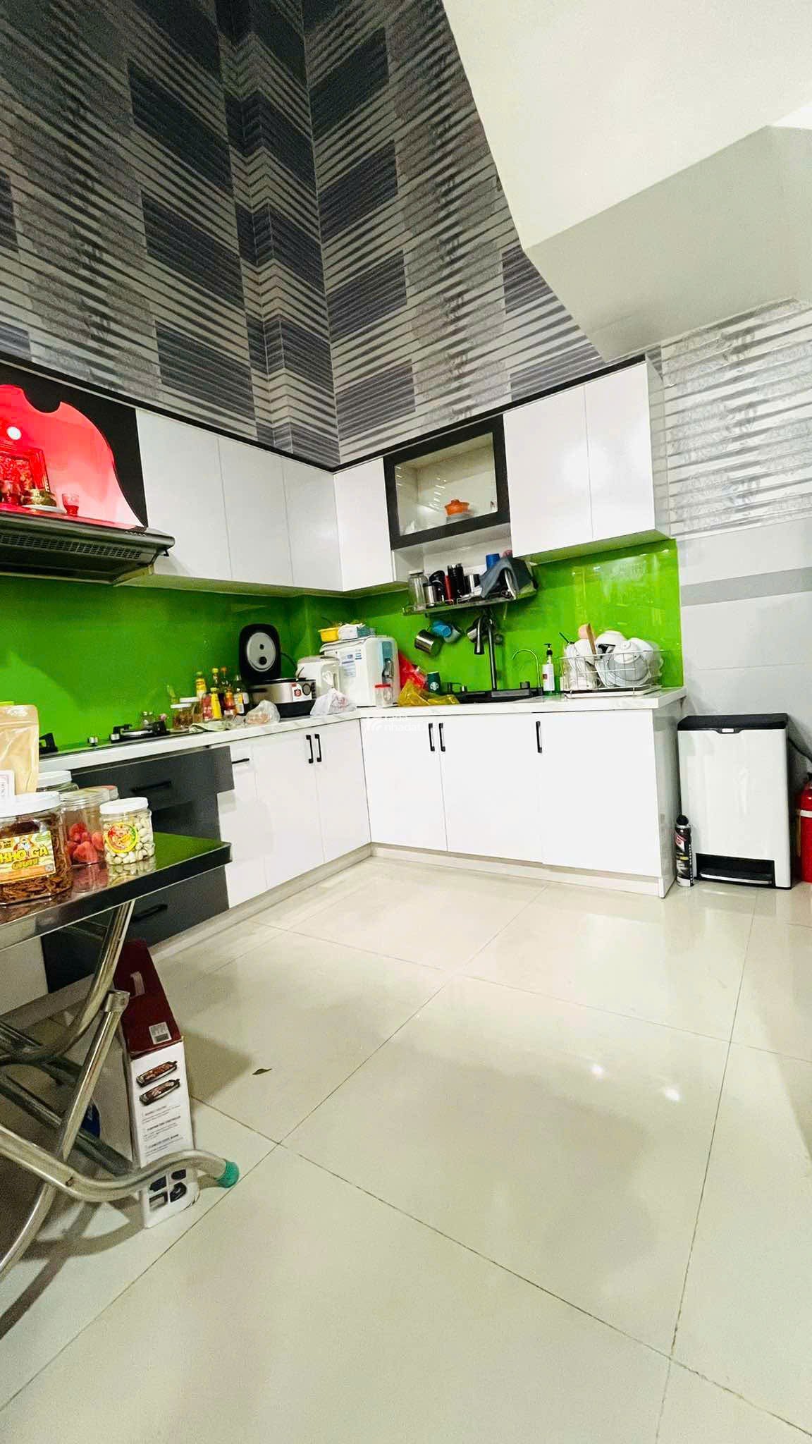 RẤT GẤP! GIẢM CHÀO 2 TỶ - NHÀ 50m2 4 TẦNG 5 PN HXH THÍCH QUẢNG ĐỨC - 12 TỶ