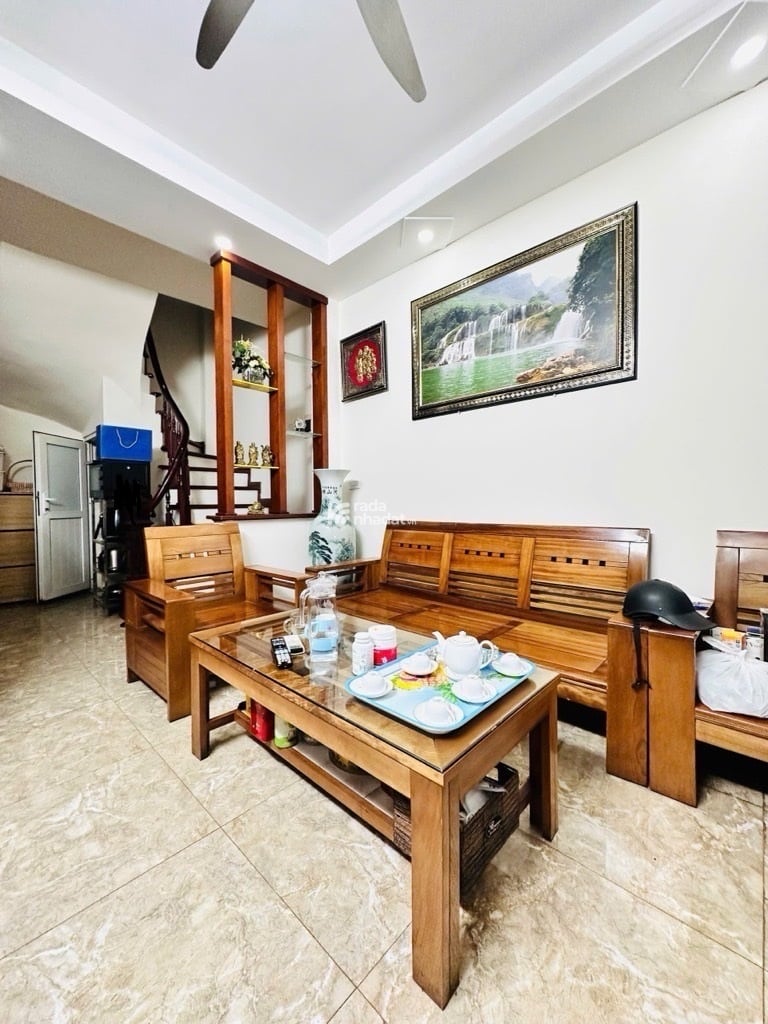 CẦU GIẤY - 36M2 - 7.9 TỶ - SỔ VUÔNG - 5 TẦNG - NGÕ THÔNG - GẦN PHỐ - GẦN HỒ MÁT RƯỢI