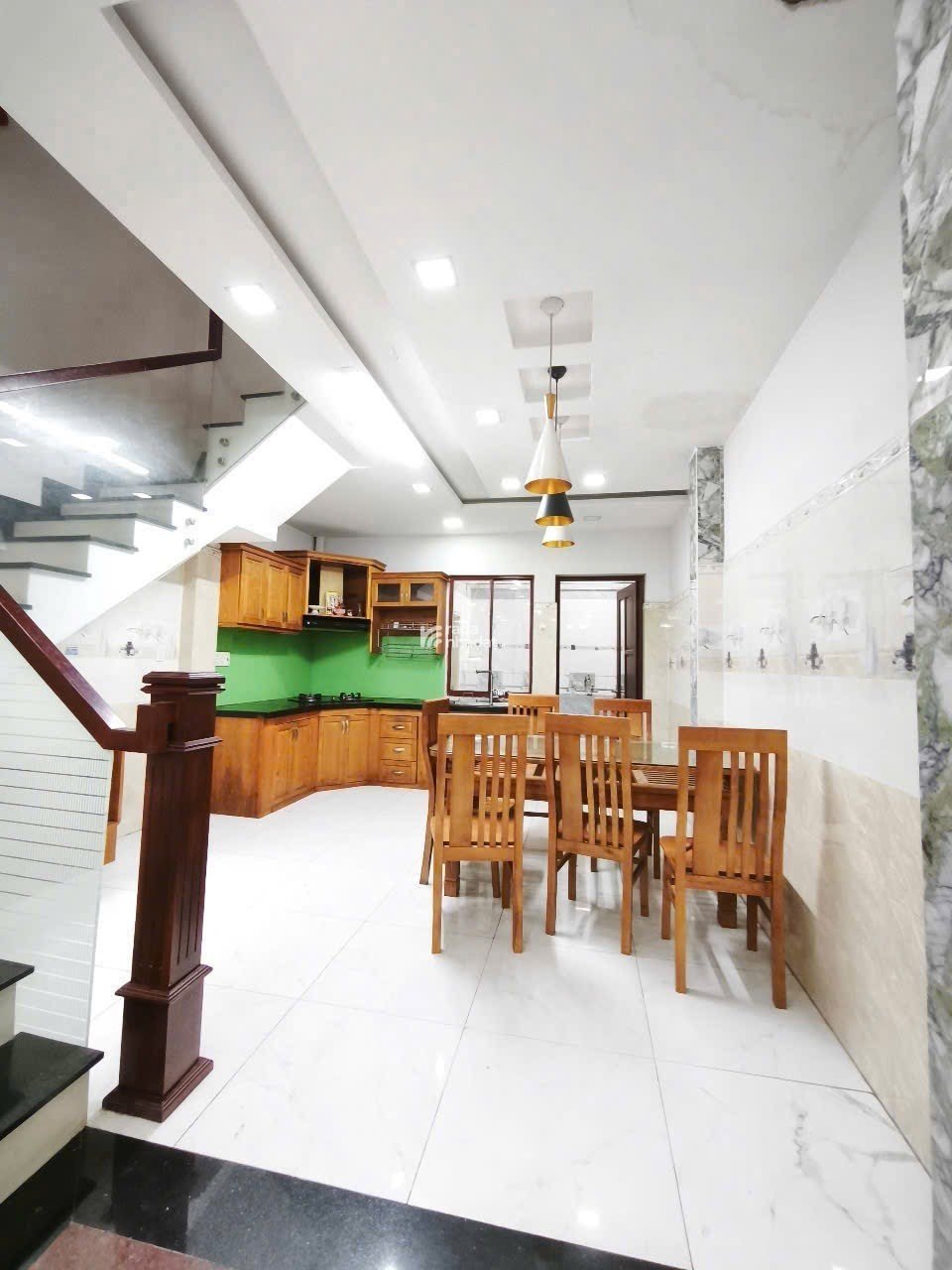 NHÀ ĐẸP MỚI CỨNG - HXH GẦN EMART - 65m2 (4.1x15.8) - CHỈ 5.93 TỶ 