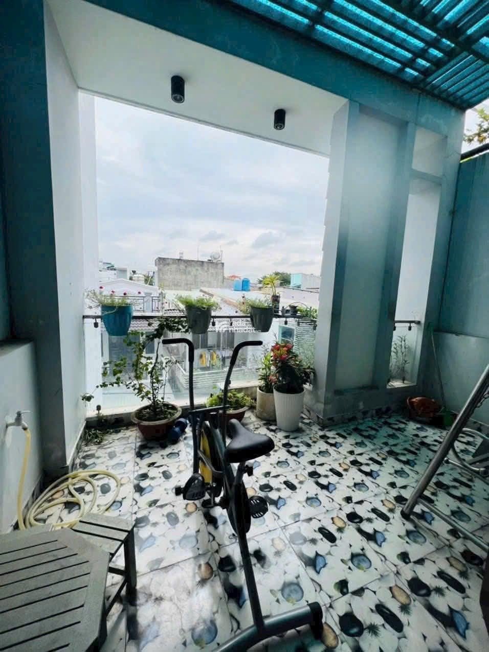 NHÀ ĐẸP MỚI CỨNG - HXH GẦN EMART - 65m2 (4.1x15.8) - CHỈ 5.93 TỶ 