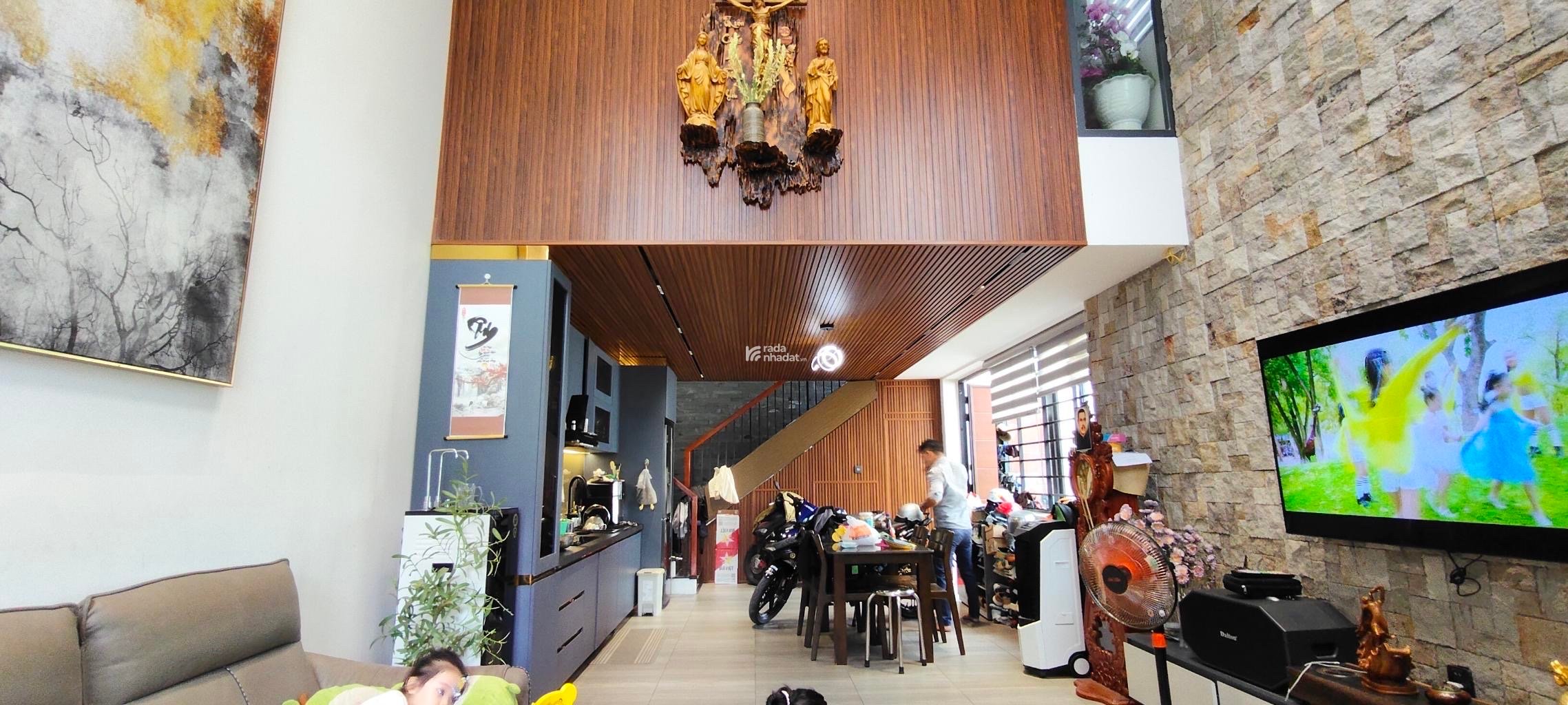 Bán nhà đường quốc lộ 1 a  bình hưng hoà B bình tân