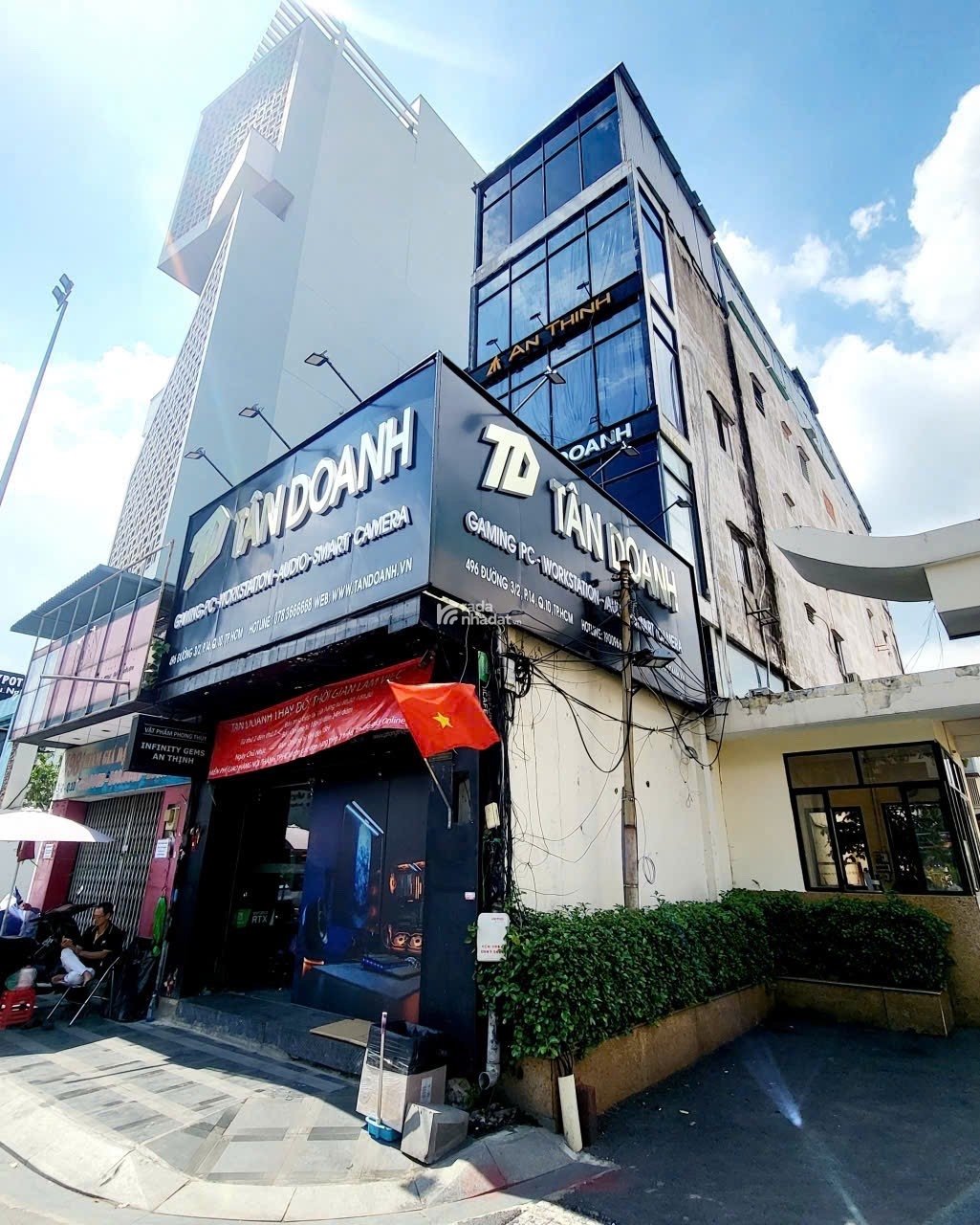 BÁN NHÀ VỊ TRÍ KD SẦM UẤT_MT 3/2, Q.10_DT: 4.5x31m_CN: 131m2_GIÁ 48 TỶ TL
