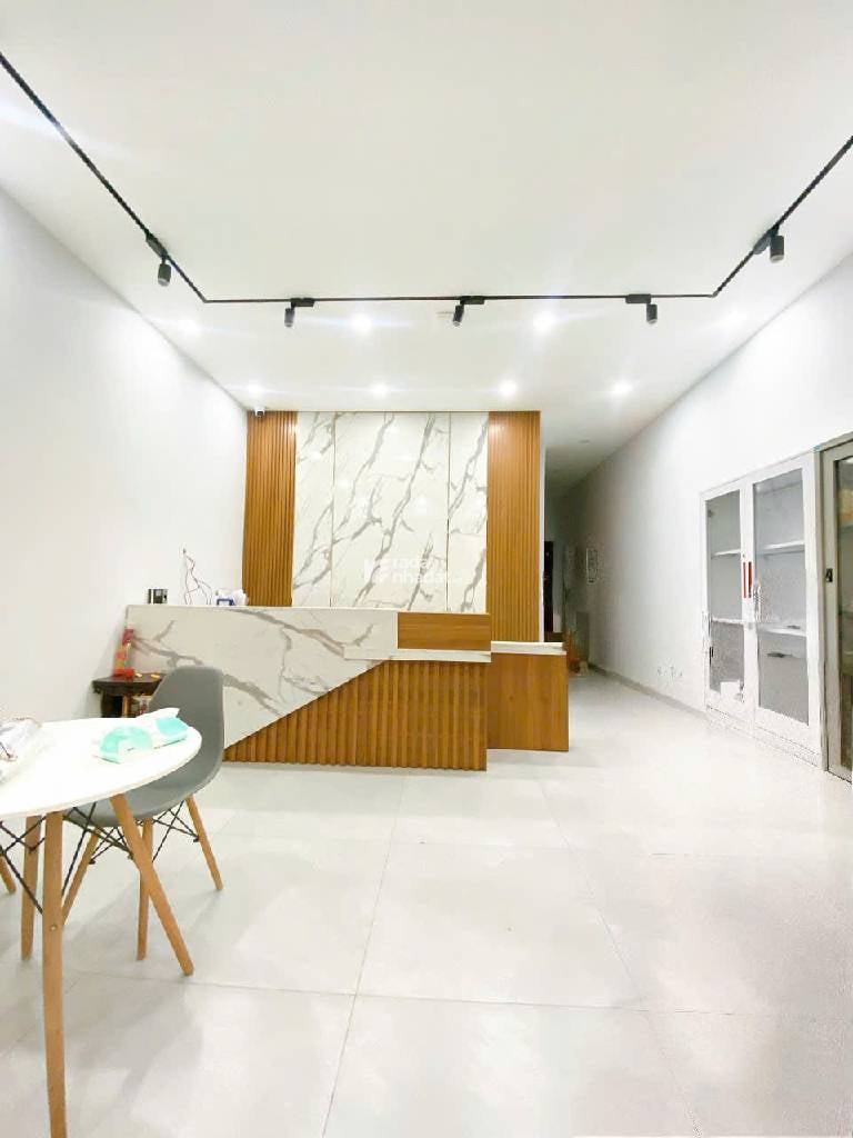 VỊ TRÍ KINH DOANH ĐỈNH - 2 MẶT HẺM XE HƠI - GIÁP Q.10