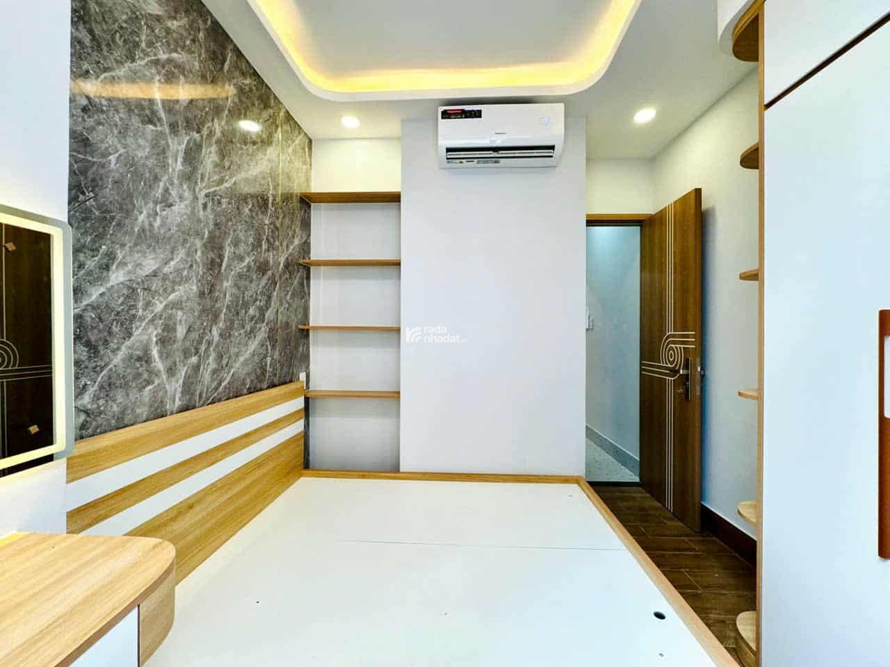 Nhà đẹp sát mặt tiền siêu phẩm lung linh 