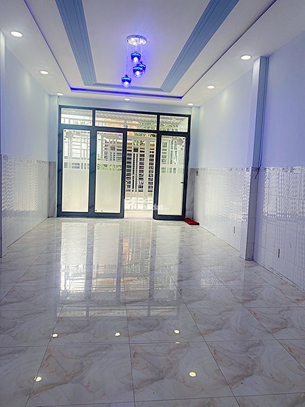 Bán nhà gần trương chinh phan văn hớn quân 12