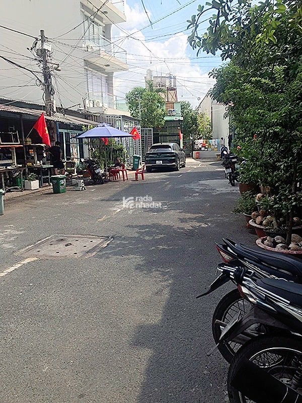 Bán nhà gần trương chinh phan văn hớn quân 12