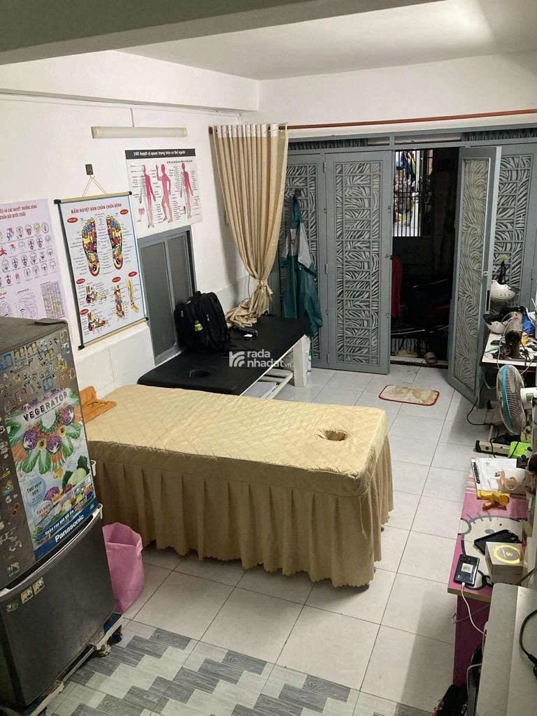 Bán nhà hẻm xe hơi,2 tầng đúc bê tông,nở hậu,2pn,giá chỉ 4 tỷ xxx