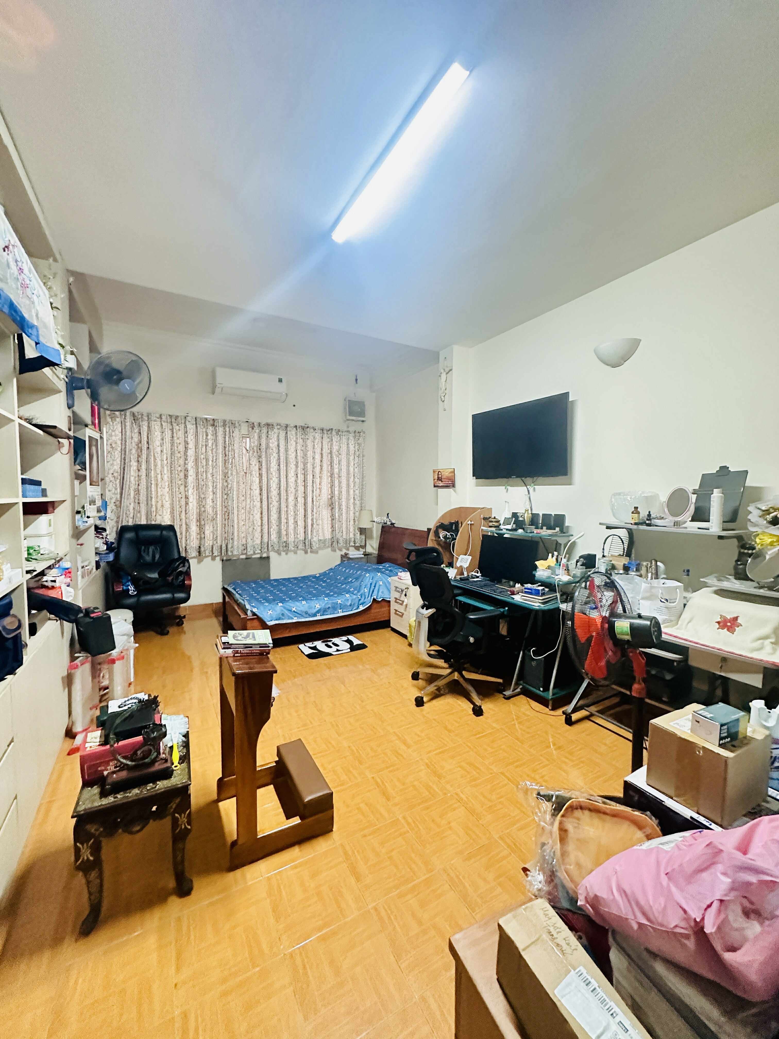 HẺM OTO THÔNG ĐẶNG VĂN NGỮ - NHÀ ĐẸP 5 TẦNG 6PN KTS THIẾT KẾ - 22.5 TỶ